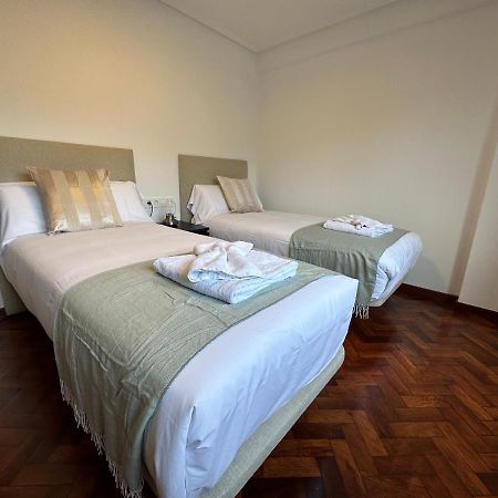 Oktheway Big Coruna Apartment A Coruna Bagian luar foto