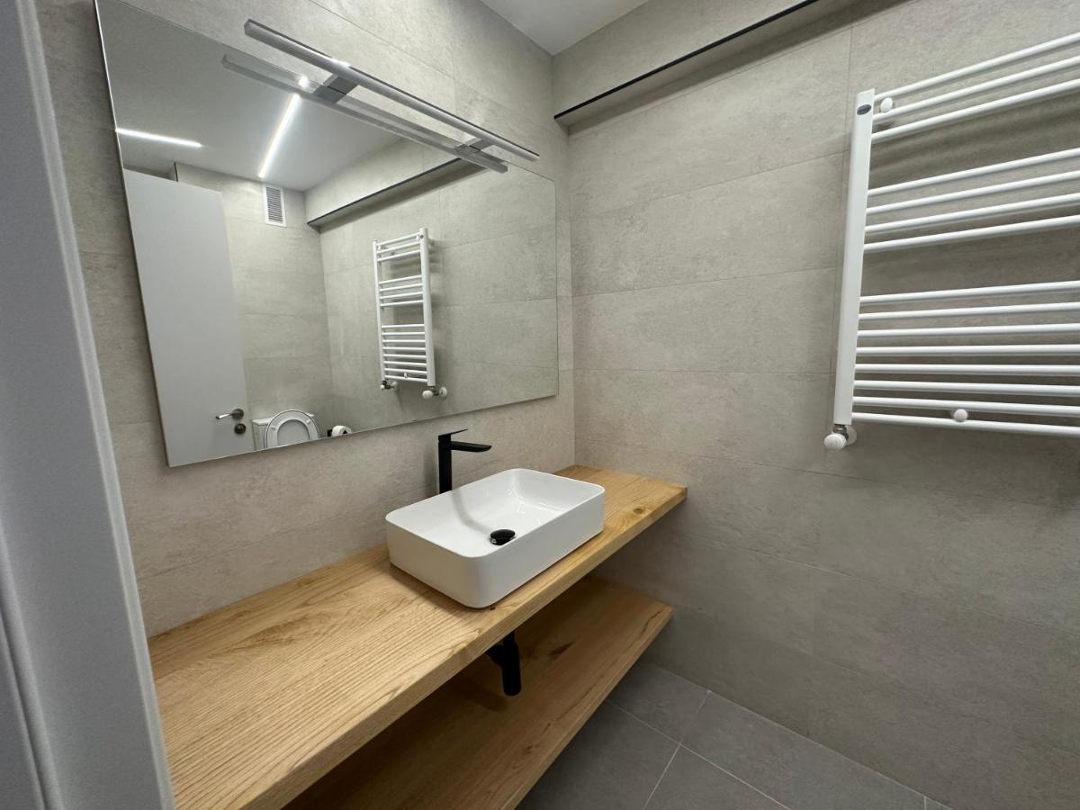 Oktheway Big Coruna Apartment A Coruna Bagian luar foto
