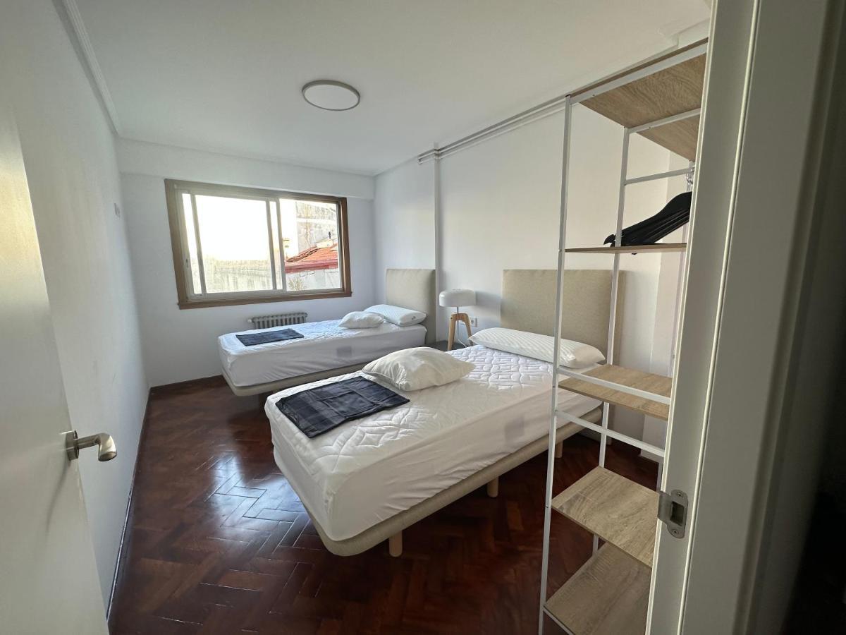 Oktheway Big Coruna Apartment A Coruna Bagian luar foto