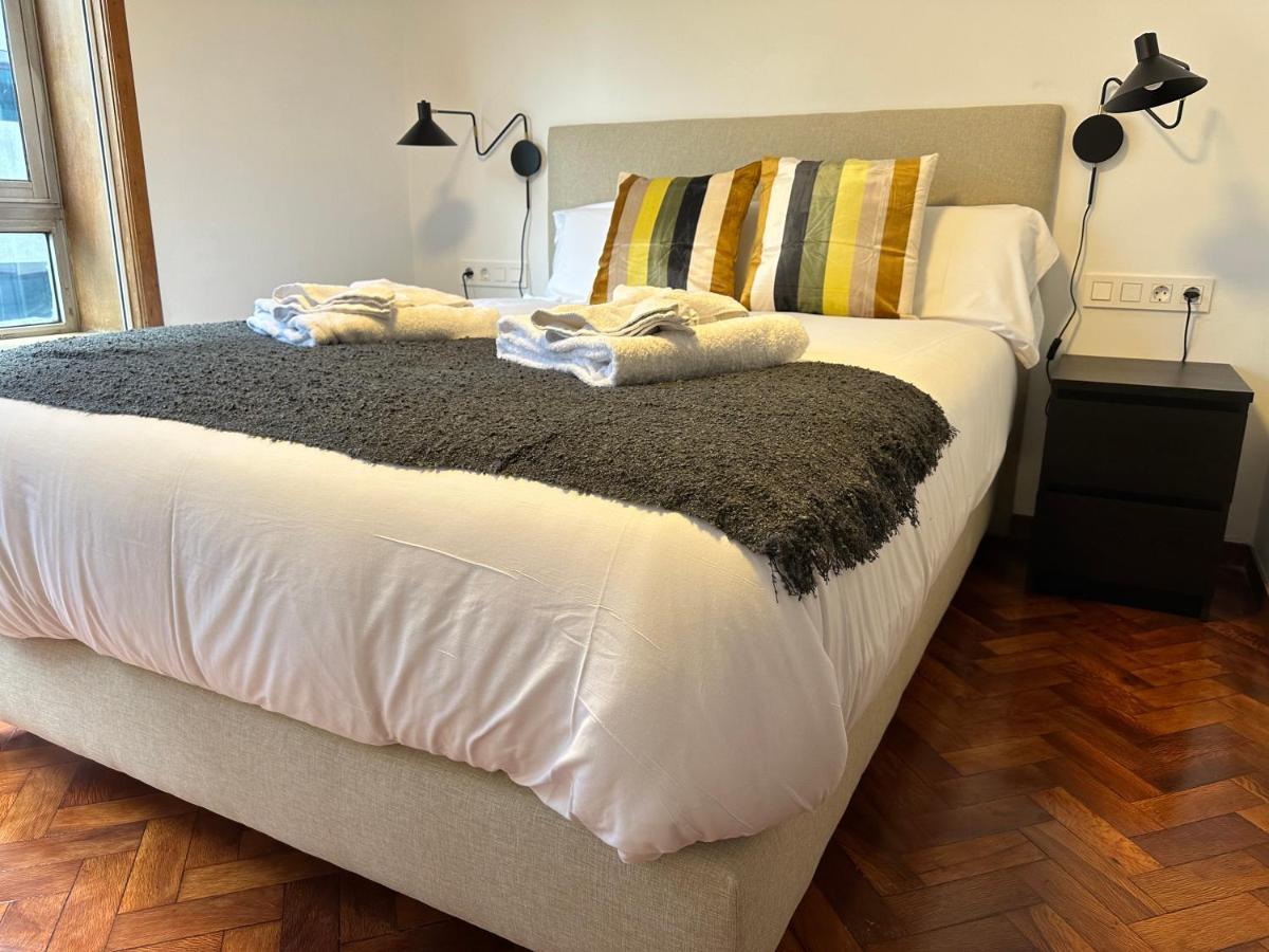 Oktheway Big Coruna Apartment A Coruna Bagian luar foto