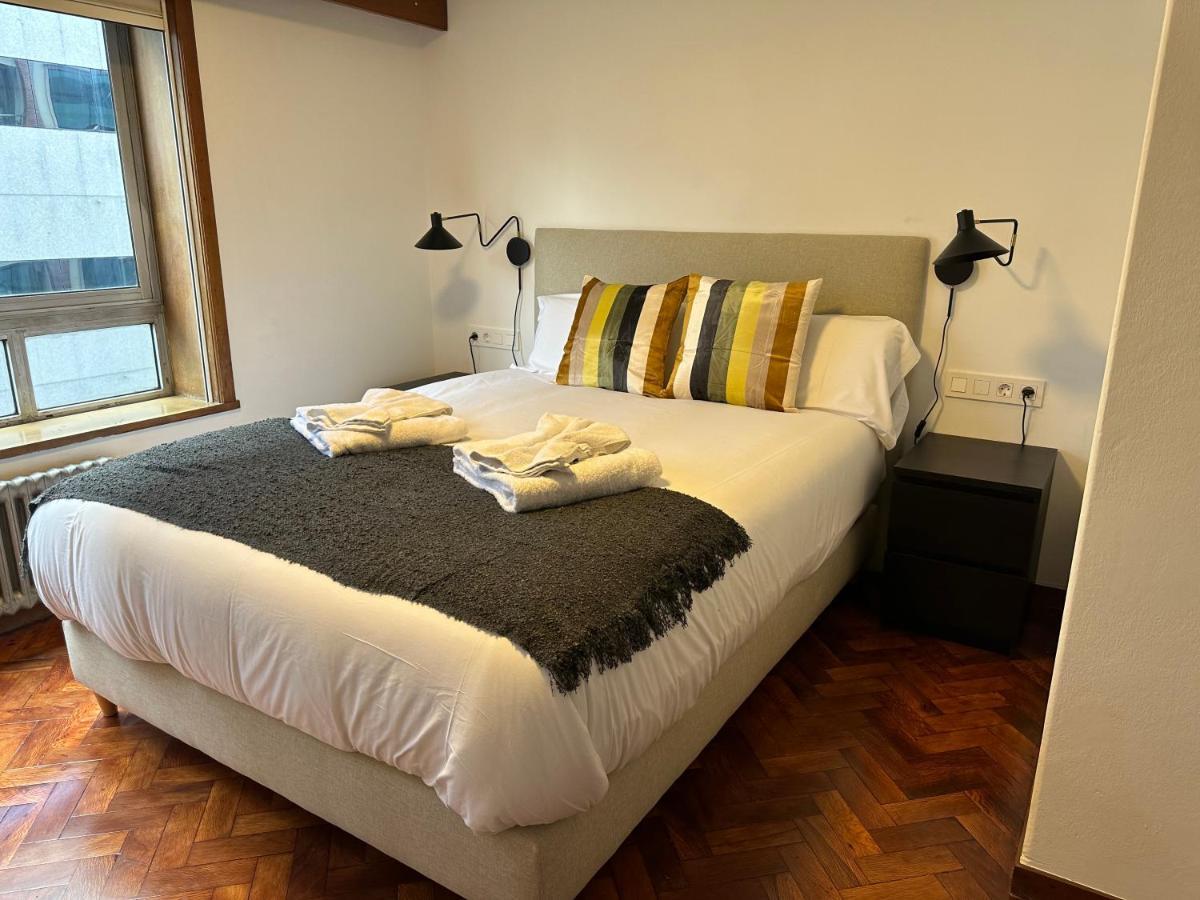 Oktheway Big Coruna Apartment A Coruna Bagian luar foto